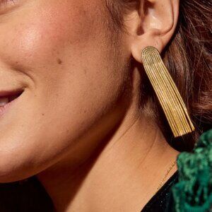 Midnight Whisper Chain Chandelier Earrings | Vici